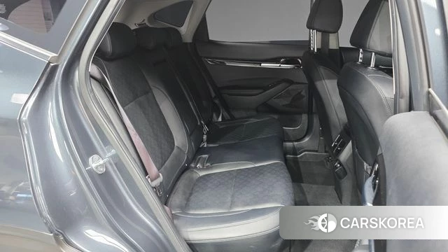 Kia Seltos 2022 Серый из Кореи, фото 3