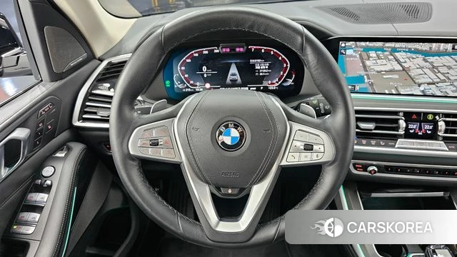 BMW X7 (G07) 2022 Черный из Кореи, фото 3
