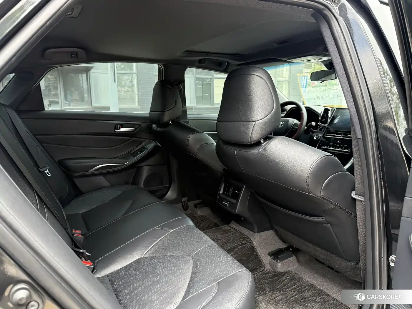 Toyota Avalon 2024 Черный из Китая, фото 3