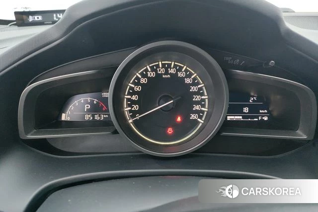 Mazda CX-4 2018 Белый из Китая, фото 3