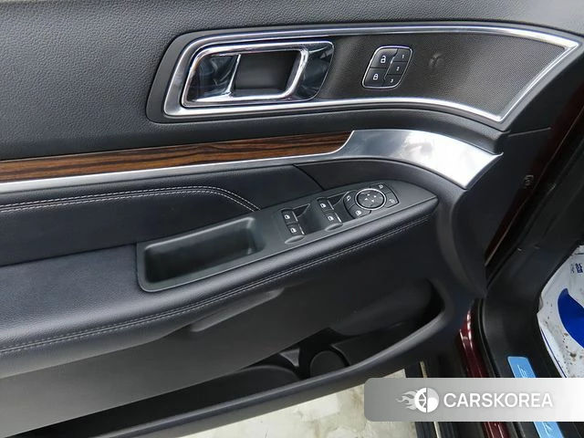 Ford Explorer 2019 Красный из Кореи, фото 3