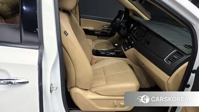 Kia The New Carnival 2019 Белый из Кореи, фото 3