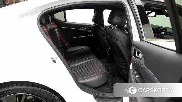 Genesis The New G70 2021 Белый из Кореи, фото 3