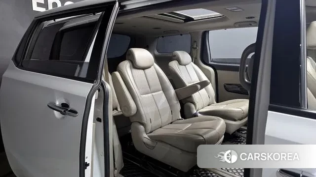 Kia The New Carnival 2019 Белый из Кореи, фото 3