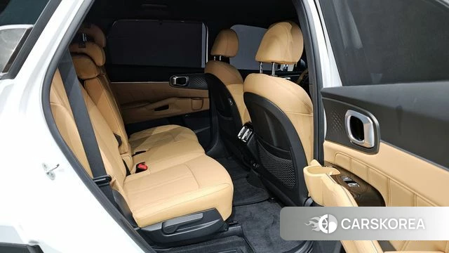 Kia Sorento 4th Generation 2023 Белый из Кореи, фото 3