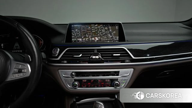BMW 7 Series (G11) 2021 Черный из Кореи, фото 3