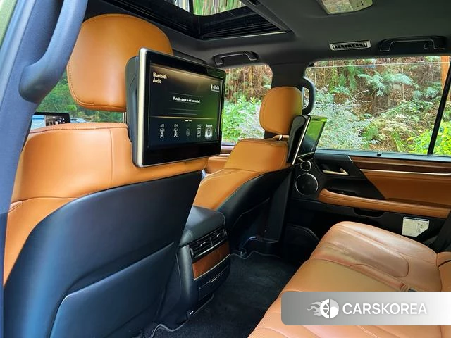 Lexus LX 2022 Зеленый из Китая, фото 3