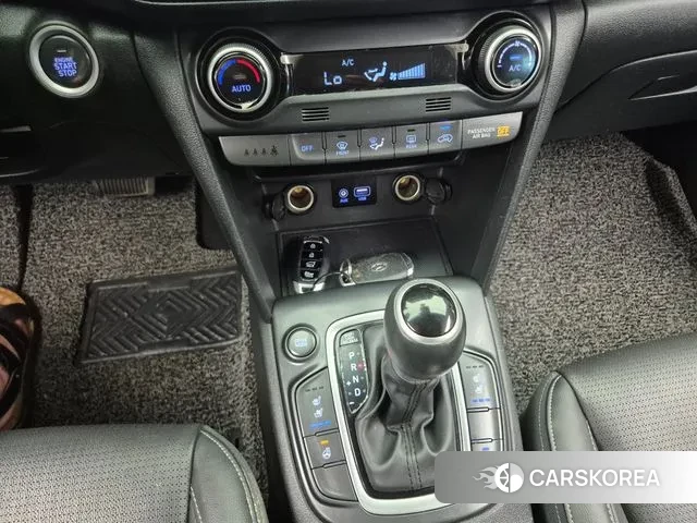 Hyundai Kona 2018 Синий из Кореи, фото 3