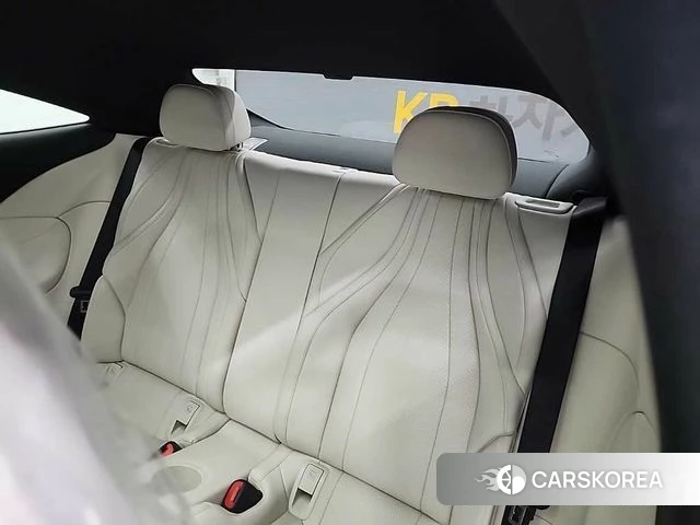 Mercedes-Benz CLE-Class C236 2025 Белый из Кореи, фото 3