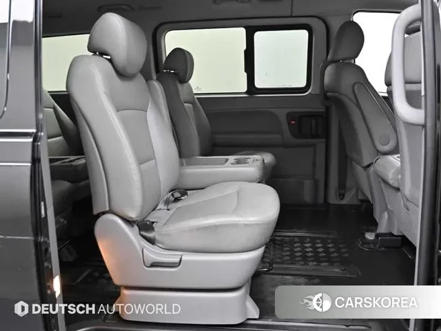 Hyundai The New Grand Starex 2020 Черный из Кореи, фото 3