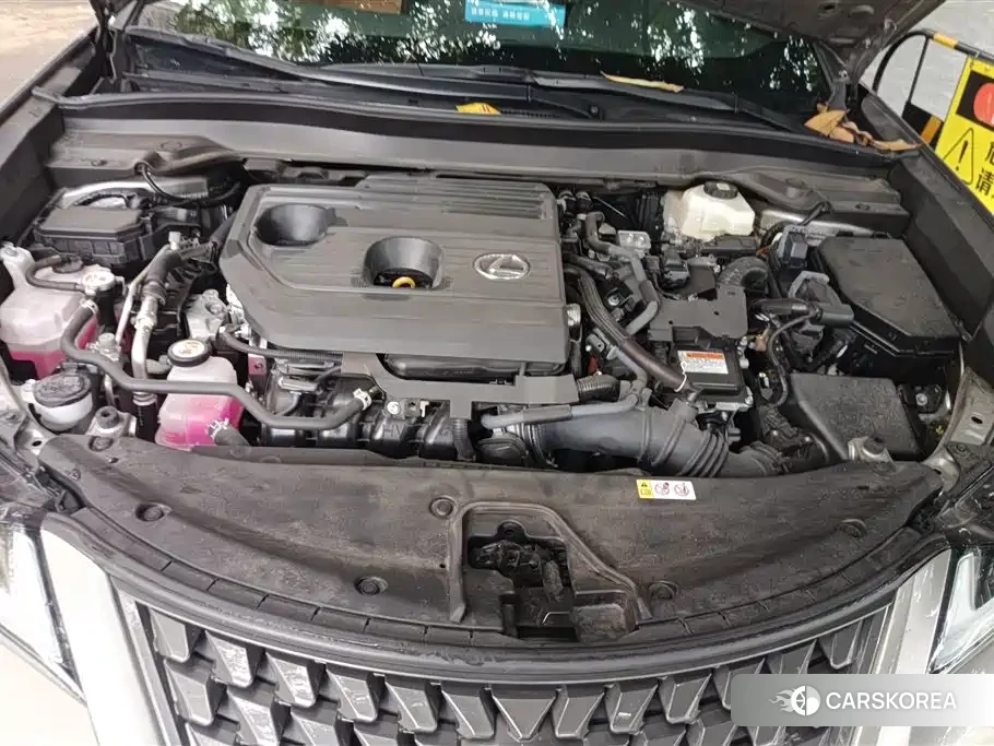 Lexus UX 2024 Silver/gray из Китая, фото 3