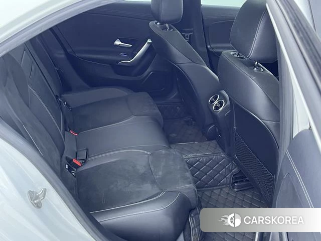 Mercedes-Benz Class A 2021 Белый из Китая, фото 3