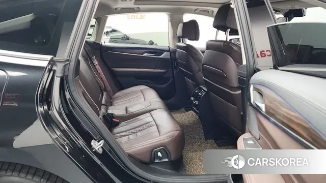 BMW 6 Series GT (G32) 2023 Черный из Кореи, фото 3