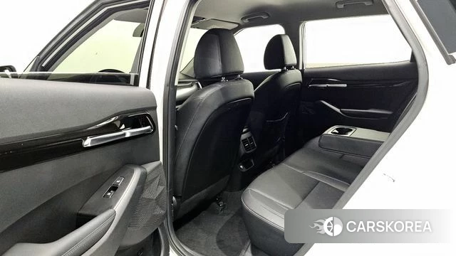 Kia Seltos 2022 Белый из Кореи, фото 3