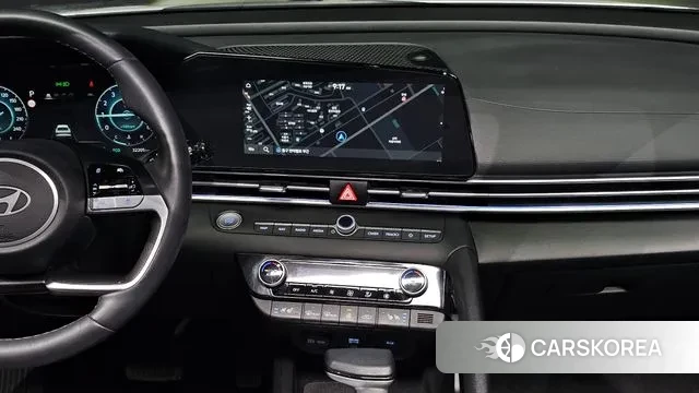 Hyundai The New Avante (CN7) 2024 Белый из Кореи, фото 3