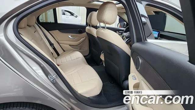 Mercedes-Benz C-Class W205 id 2722381 из Кореи 3