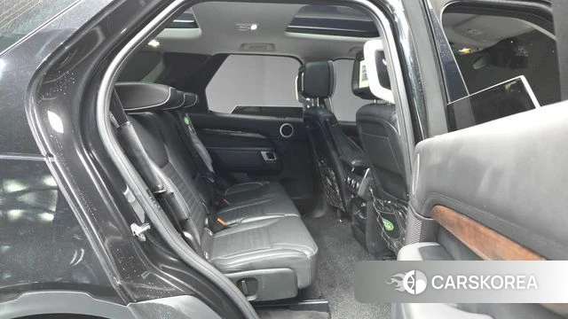 Land Rover Discovery 5 2018 Черный из Кореи, фото 3