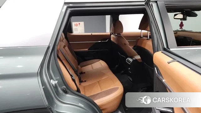 Ssangyong Torres 2022 Темно-зеленый из Кореи, фото 3