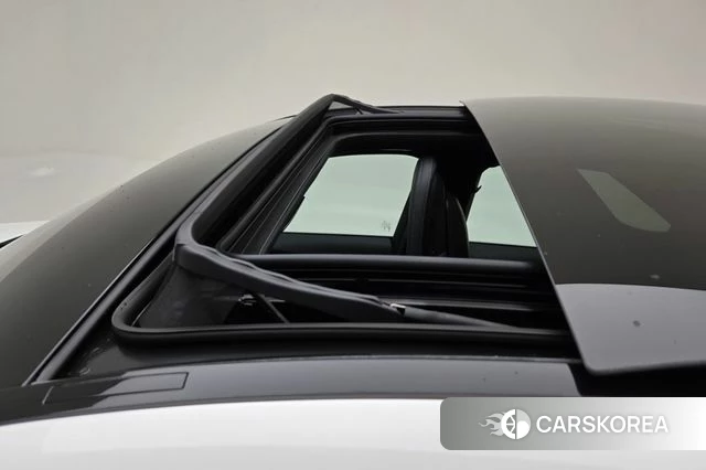 Mercedes-Benz C-Class W206 2026 Белый из Кореи, фото 3