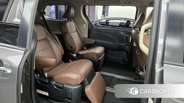 Toyota Sienna 2019 Серый из Кореи, фото 3