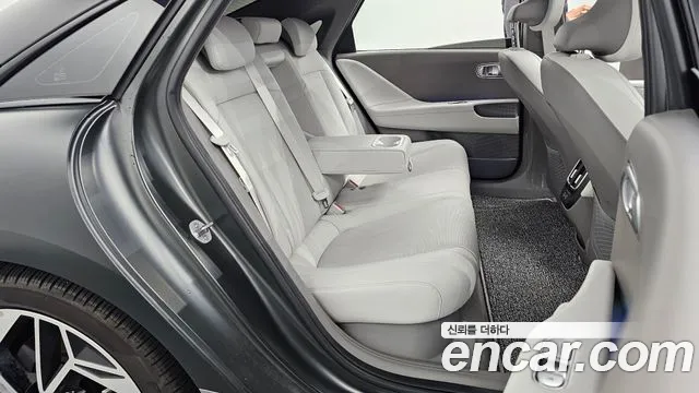 Hyundai Ionic 6 2023 Темно-зеленый из Кореи, фото 3