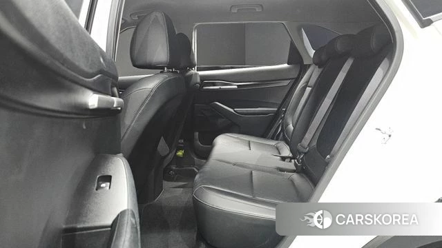 Kia Seltos 2022 Белый из Кореи, фото 3