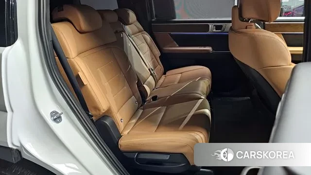 Hyundai Santa Fe (MX5) 2023 Белый из Кореи, фото 3