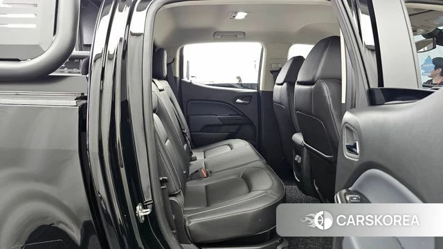 Chevrolet (GM Daewoo) Real New Colorado 2022 Черный из Кореи, фото 3