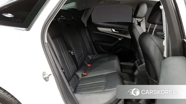 Audi A6 (C8) 2020 Белый из Кореи, фото 3