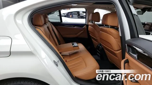 BMW 5 Series (G30) 2020 Белый из Кореи, фото 3