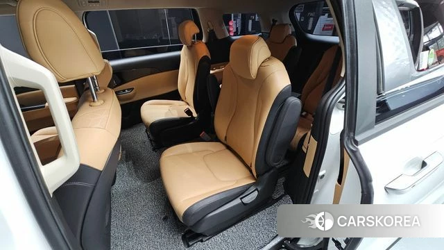 Kia Carnival 4th generation 2023 Белый из Кореи, фото 3