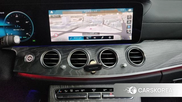 Mercedes-Benz E-Class W213 2021 Синий из Кореи, фото 3