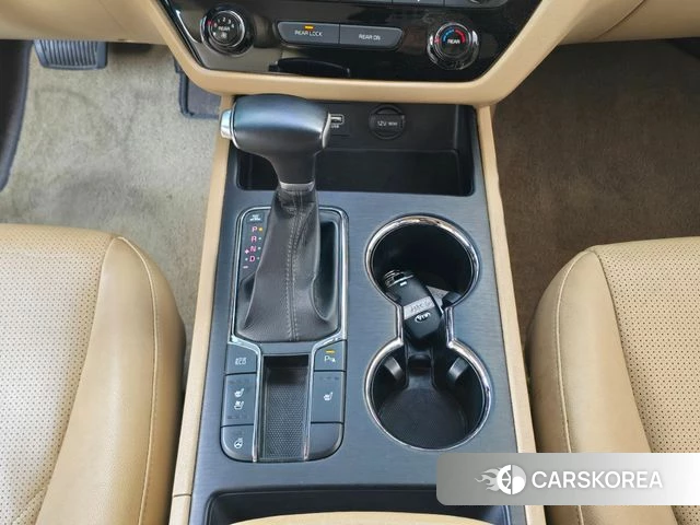 Kia The New Carnival 2019 Белый из Кореи, фото 3