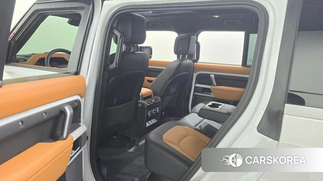 Land Rover Defender (L663) 2024 Белый из Кореи, фото 3