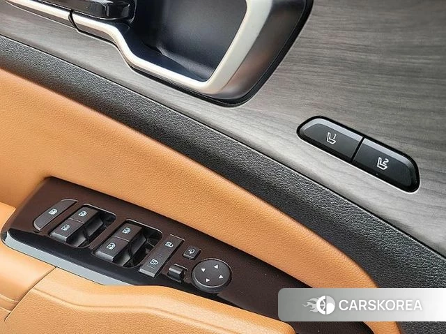 Kia Sportage 5th Generation Hybrid 2021 Белый из Кореи, фото 3