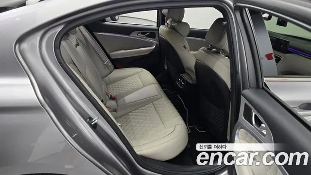 Genesis The New G70 2021 Серебристо-серый из Кореи, фото 3