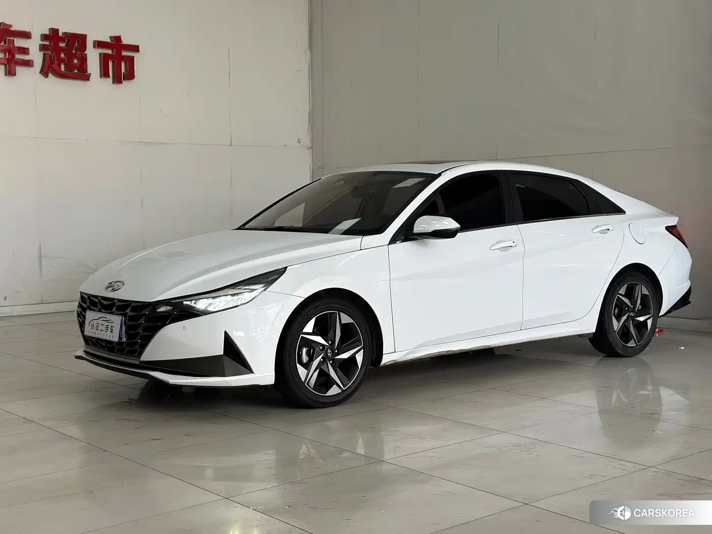 Hyundai Elantra 2022 Белый из Китая, фото 3