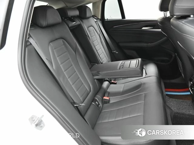 BMW X4 (G02) 2024 Белый из Кореи, фото 3