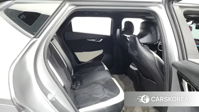 Kia EV6 2021 Серый из Кореи, фото 3