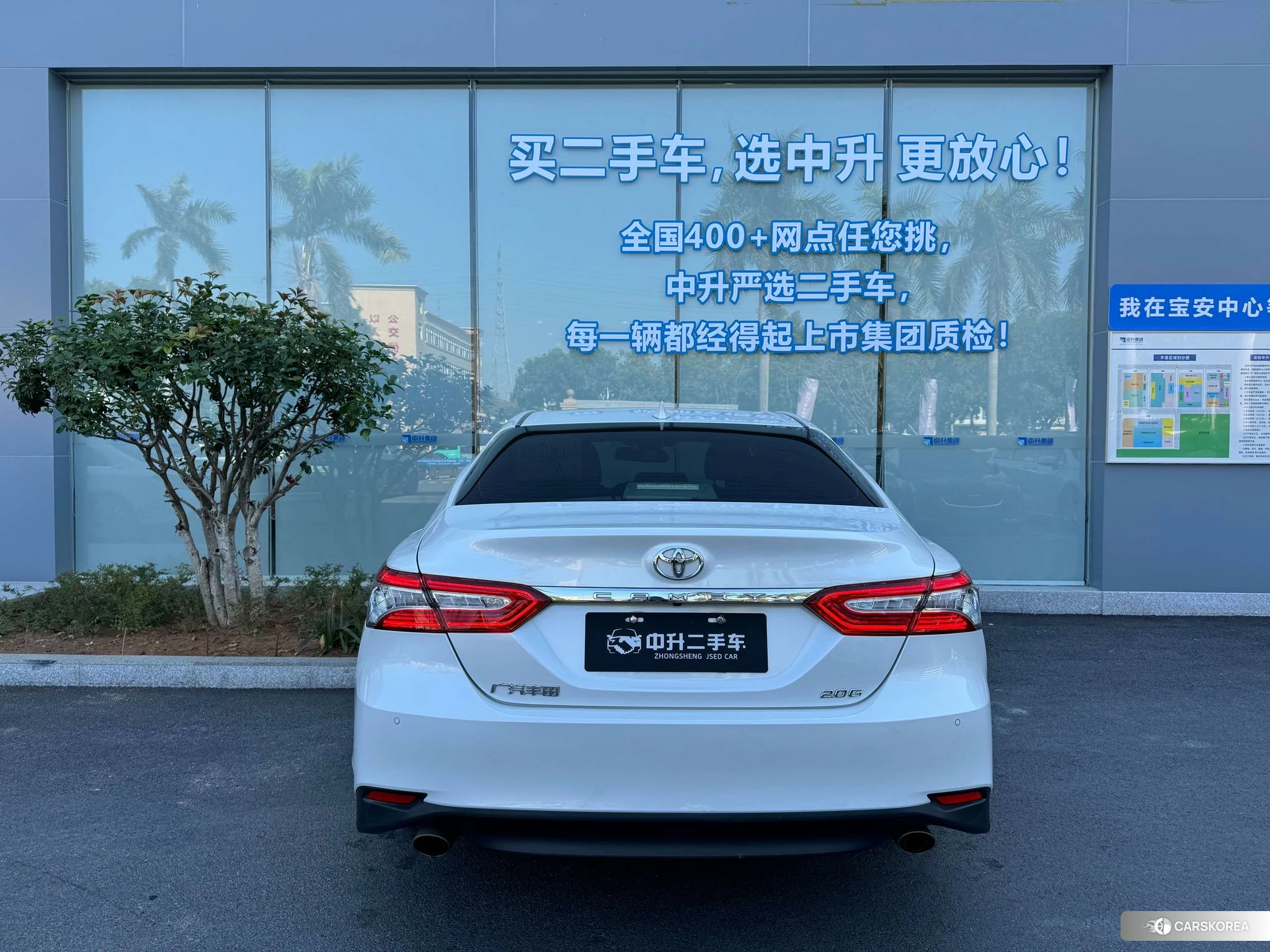 Toyota Camry 2021 Белый из Китая, фото 3