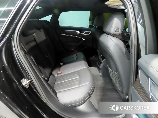 Audi A6 (C8) 2020 Черный из Кореи, фото 3