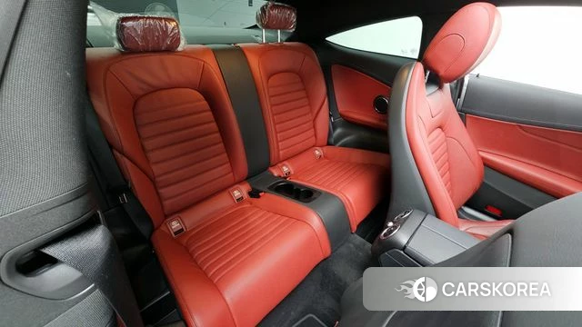Mercedes-Benz C-Class W205 2023 Белый из Кореи, фото 3