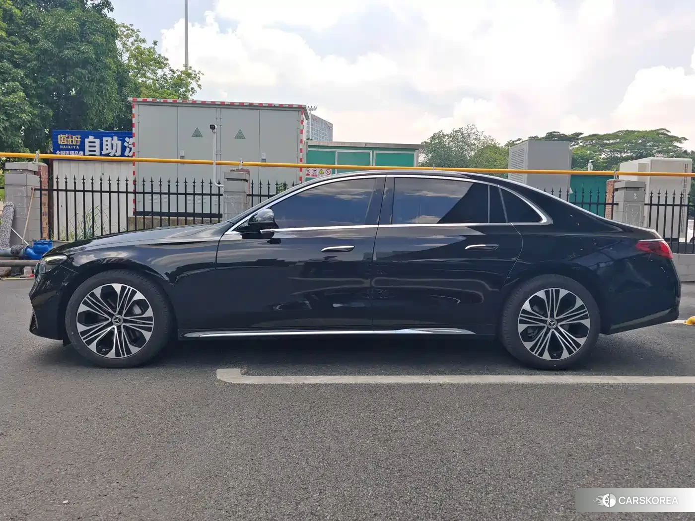 Mercedes-Benz E-Class 2026 Черный из Китая, фото 3