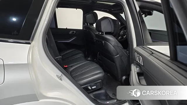 BMW X5 (G05) 2023 Белый из Кореи, фото 3