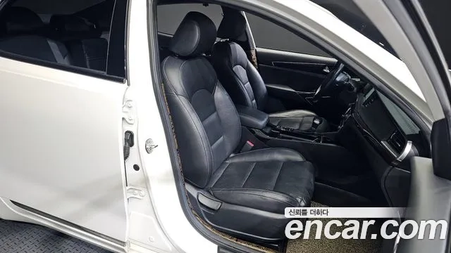 Kia Come New K7 2018 Белый из Кореи, фото 3