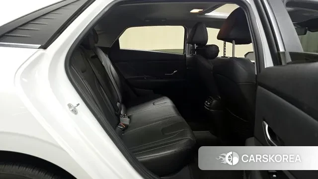 Hyundai Avante (CN7) 2021 Белый из Кореи, фото 3