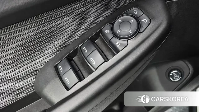 Chevrolet (GM Daewoo) Trailblazer 2020 Белый из Кореи, фото 3