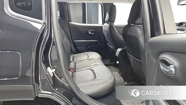 Jeep Renegade 2021 Черный из Кореи, фото 3