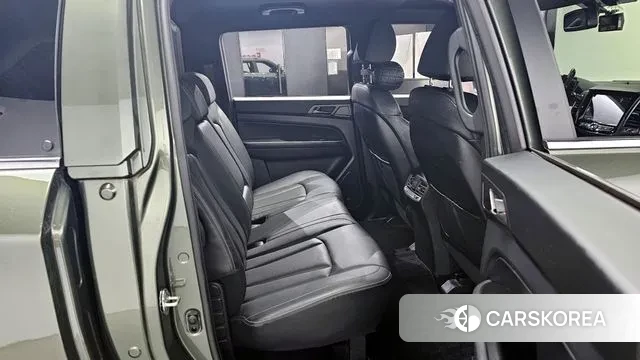 Ssangyong The New Rexton Sport 2021 Темно-зеленый из Кореи, фото 3