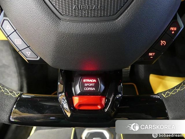 Lamborghini Huracan 2023 Светло-зеленый из Кореи, фото 3